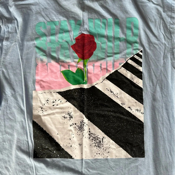 Brooklyn Cloth Light Blue Stay Wild Rose Graphic Long Sleeve size XL - Picture 4 of 5